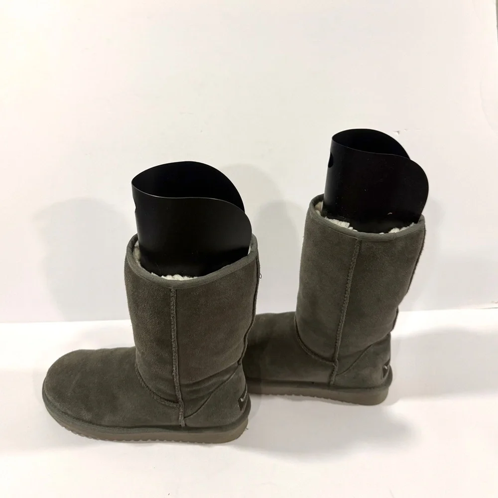 Koolaburra by UGG Tall Gray Shearling Boots Women’s 7 Classic Cozy Winter